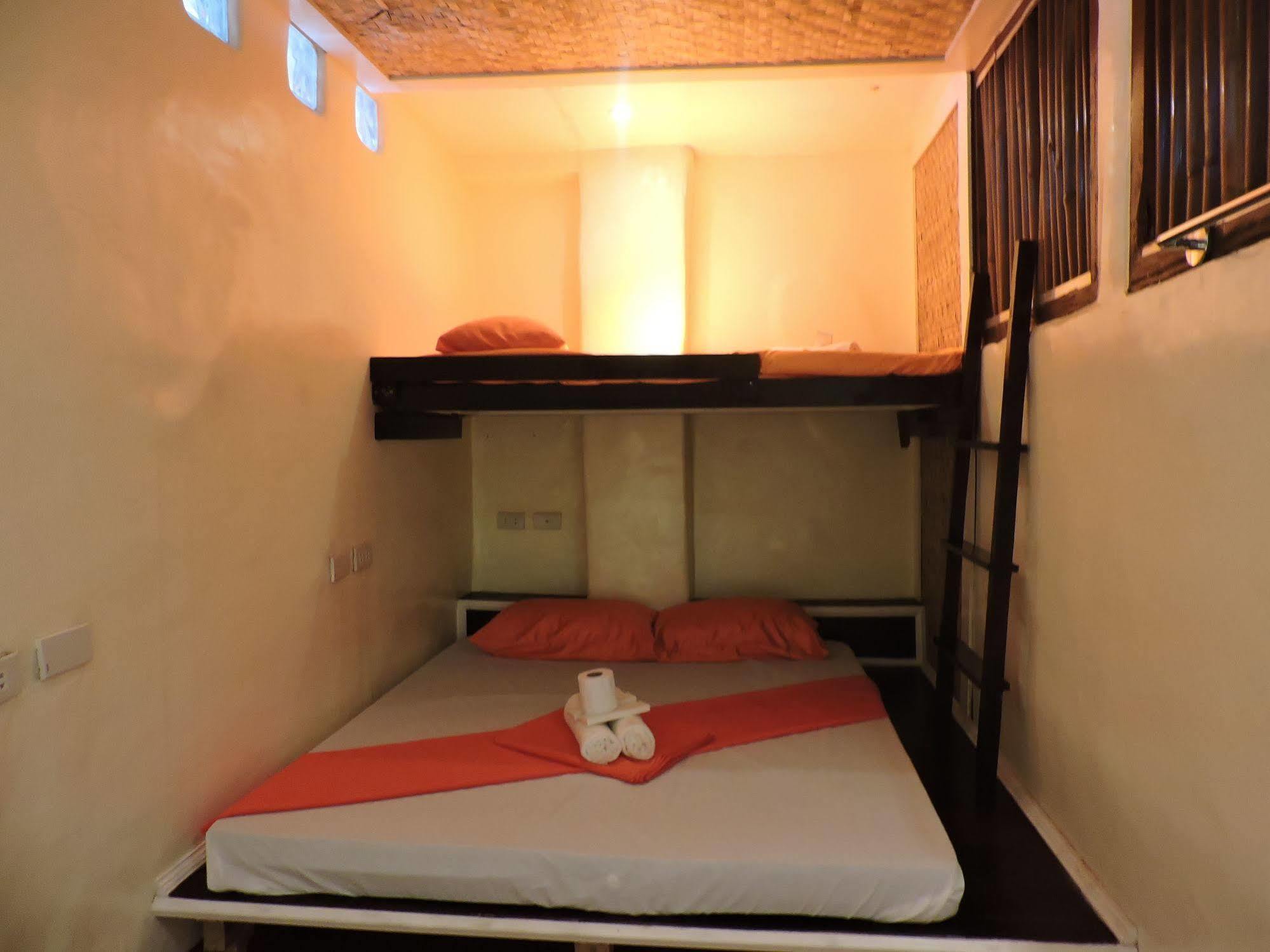Orange Mangrove Pension House By Sms Hospitality Puerto Princesa Exteriör bild